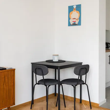 Wola Anielewicza Boutique By Bookinghost
